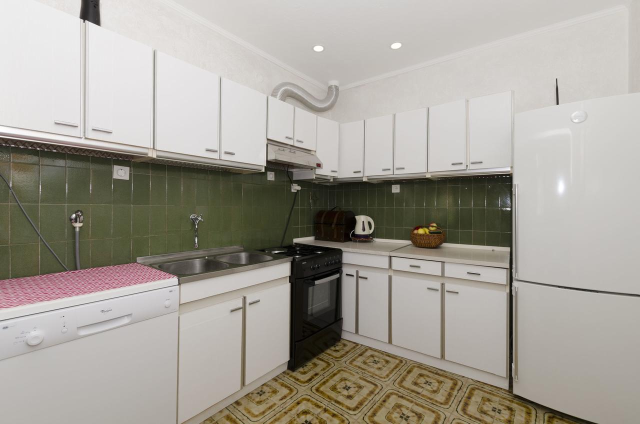Apartments Tanja Baska Voda Bilik gambar